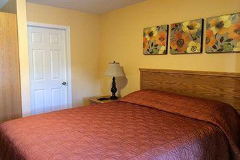Desert Surfside Waterfront Accommodations Osoyoos Eksteriør billede